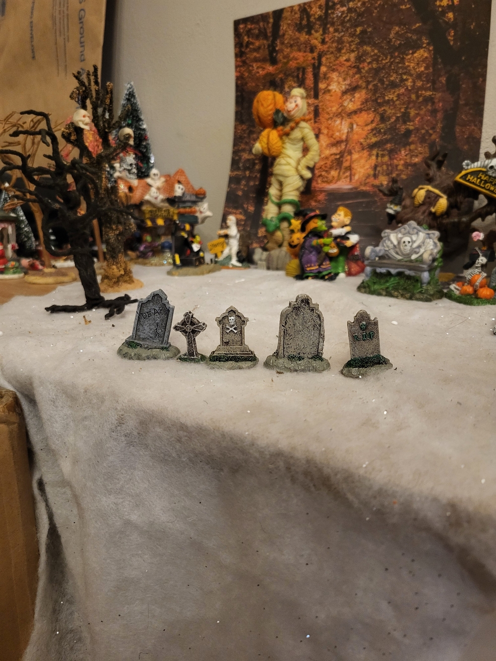 Retired Lemax Spooky Town Tombstones (Set of 5) #44145 - 2004 Halloween Village